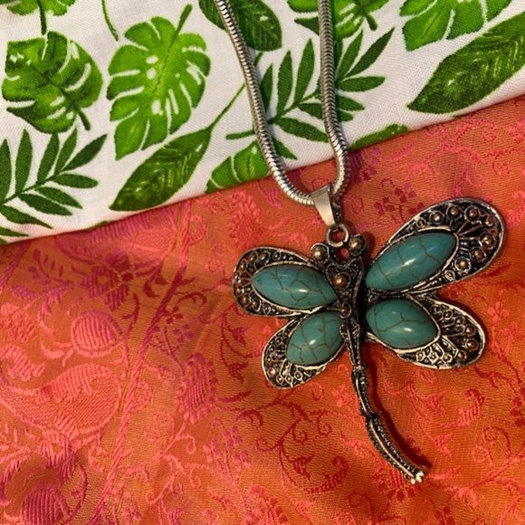Butterfly Turquoise pendant - Picture 2 of 3